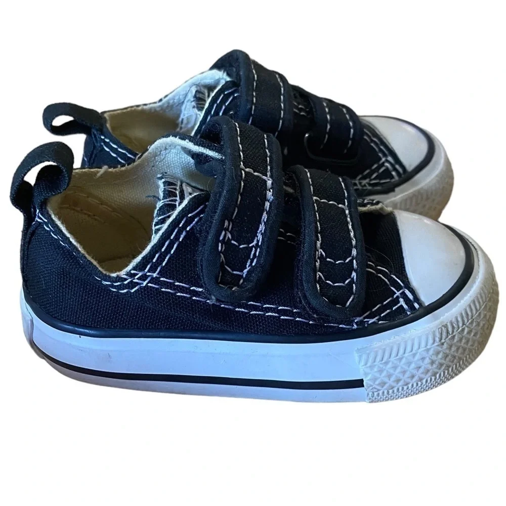 CONVERSE Chuck Taylor Classic Black and White Toddler Two Strap Sneakers Size 2